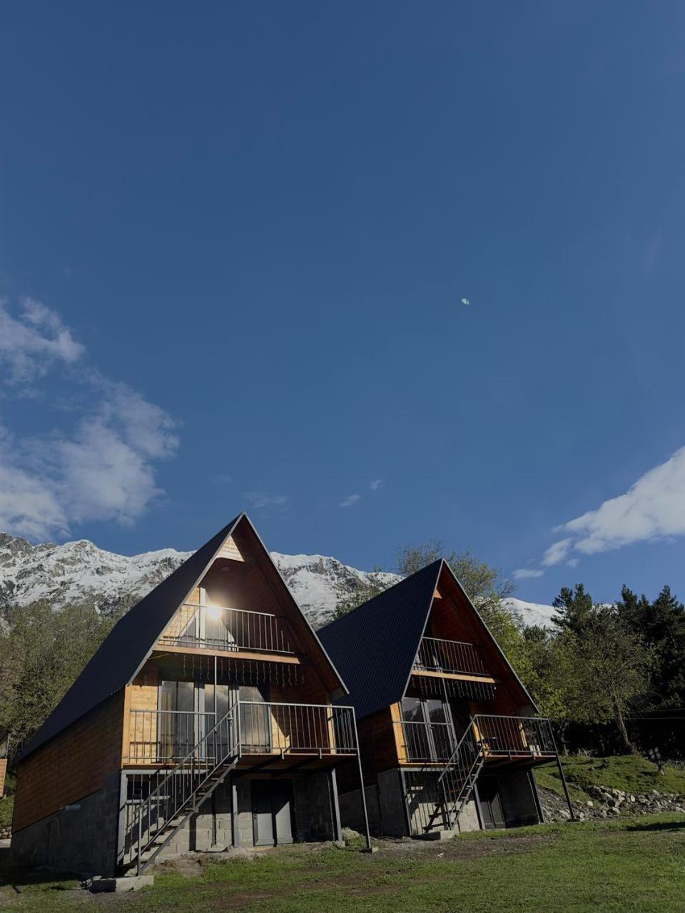 Cottage Paradise Stepantsminda Exterior photo